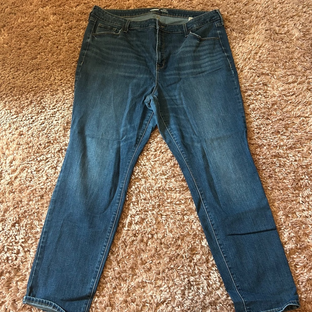 Old Navy Power Slim Straight High Rise Jeans w/Secret Slim Pockets - Size 20